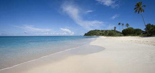 Fryes Beach Resort | Tamarind Hills Resort & Villas