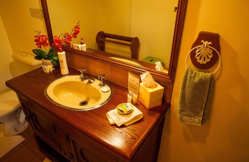 Eagle Heights Bed & Breakfast | Tamborine Mountain B&B