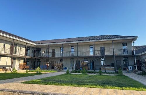 Tosor House | TAMIR House
