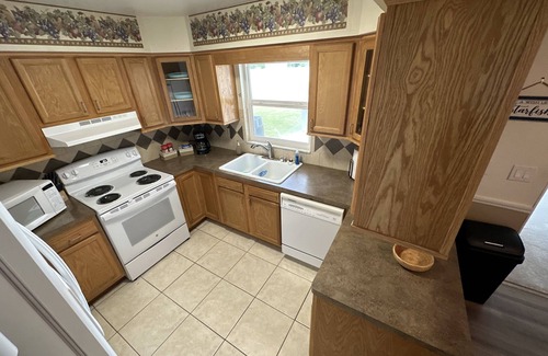 Plant City House | Tampa Disney Beaches 2 mins to I4