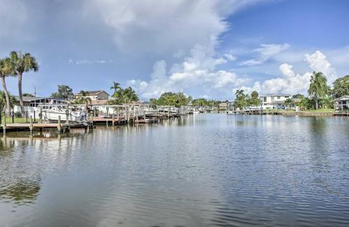 Bay Crest Park House | Tampa Home Near Boat Ramp about 10 Mi to Dtwn!