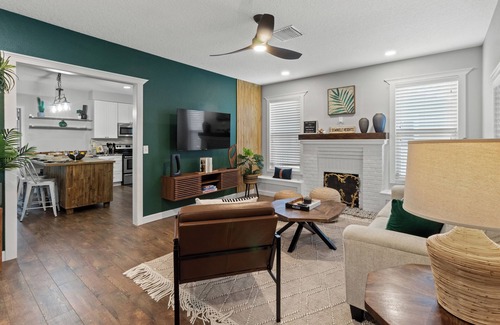 Tampa Heights House | Tampa Stylish Bungalow Oasis