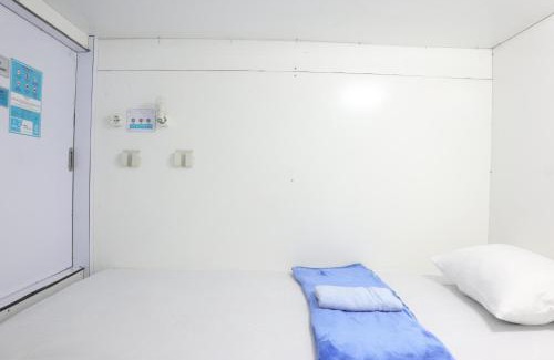 Sinduadi Hotel | TAMU CAPSULE HOTEL