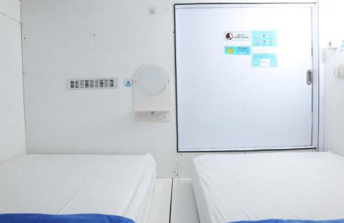 Sinduadi Hotel | TAMU CAPSULE HOTEL