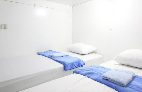 Sinduadi Hotel | TAMU CAPSULE HOTEL