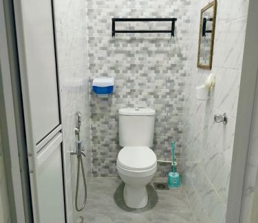 Kampung Laut Hotel | TAMU ROOMSTAY TOK MOLOR