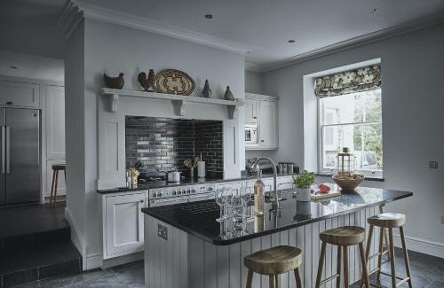 Llanelltyd House | Tan Llan