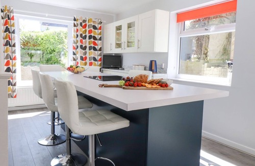 Edern House | TAN PARC, pet friendly, country holiday cottage in Morfa Nefyn