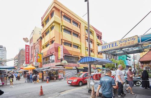 Chinatown Hotel | Tang City Hotel, Petaling Street, Merdeka PNB 118 Tower