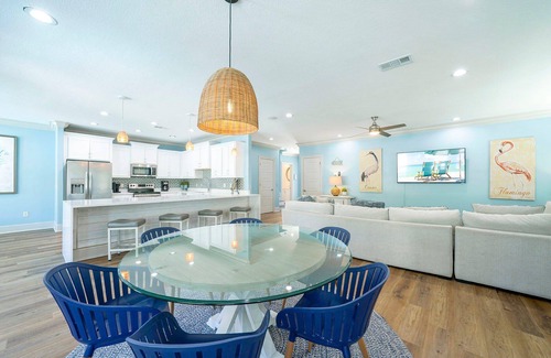 Crystal Beach House | Tangled in Blue - Pet-Friendly Vacation Rental Near the Beach with Private Pool