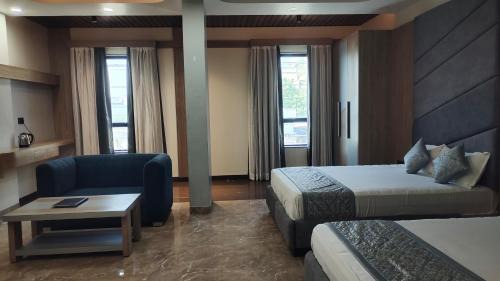 Udaipurwati Hotel | Tanwar Hotel & Restro