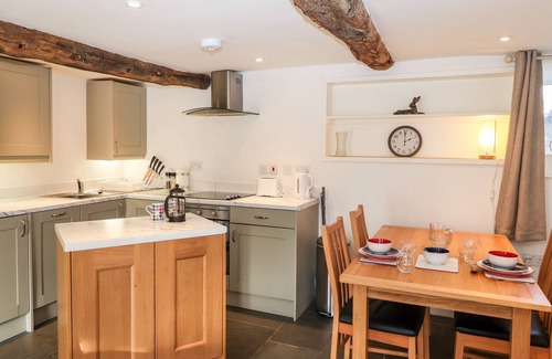 Low Newton Cottage | TANYARD COTTAGE, pet friendly, with open fire in Lakeside