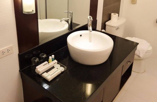 Tanza Hotel | Tanza Oasis Hotel and Resort