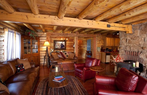 Taos Ski Valley Ski Chalet | Taos Ski Valley Chalet - Steps from the Lift!