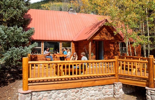 Taos Ski Valley Ski Chalet | Taos Ski Valley Chalet - Steps from the Lift!