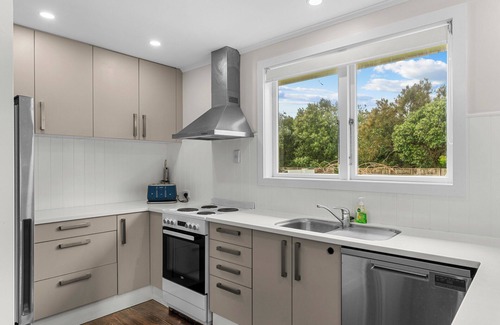 Ruakaka House | Taotahi Hideaway - Ruakaka Waterfront