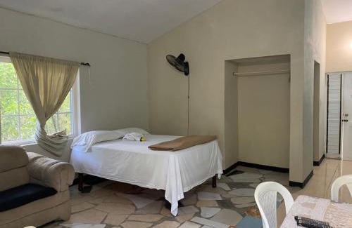 Castleton House | Tapicoa Village Retreat