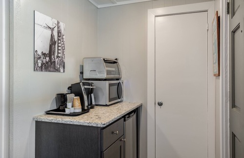 Nags Head Hotel | Tar Heel Motel
