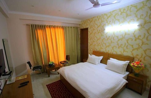 DLF City House | Tarang Residency