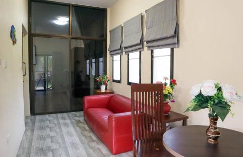 Nong Prue House | Taratai Villa Guest House