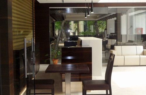 Shivajinagar Hotel | Tarawade Clarks Inn