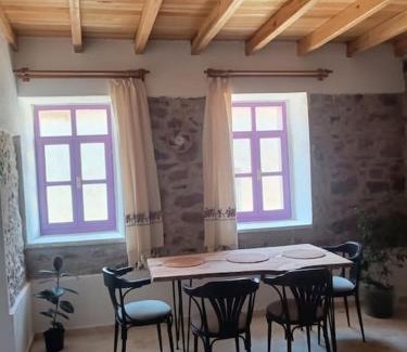 Ayvalik City Center House | Tarihi Restore Edilmiş Rum Evi