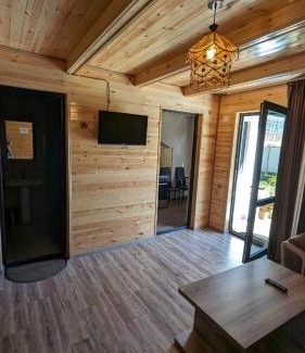Ambrolauri House | Taripiri