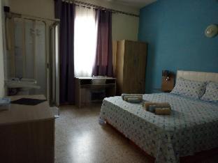Bugibba House | Tarona Guesthouse
