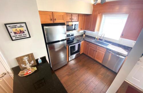 Downtown Fort Lauderdale Apartment | Tarpon Harbor 1 - Waterfront pool home near beach & downtown Las Olas