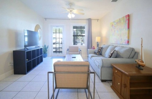 Tarpon River House | Tarpon River, Old Florida Get away