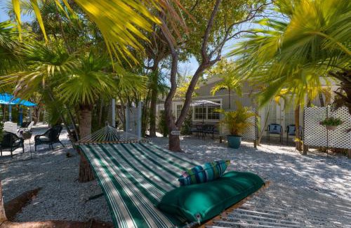 Sanibel Hotel | Tarpon Tale Inn