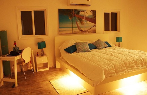 Tarpum Bay Villa | Tarpum Bay, Bahamas -NEW Luxury beachfront villa with private hot tub and beach