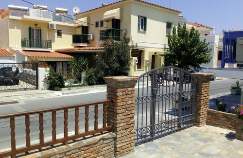 Kokkari Apartment | Tarsanas Apartments