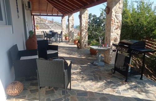 Archangelos House | Tassos Holiday home