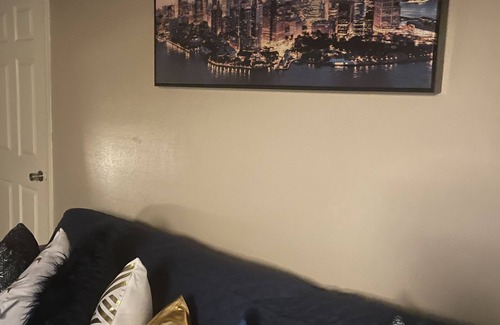 Read Boulevard East Apartment | Taste Of privacy