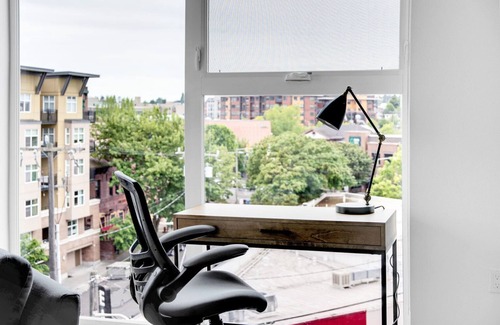 Old Ballard Apartment | Tasteful Ballard 1BR w/W/D, BBQ & Gym, near Waterfront, by Blueground