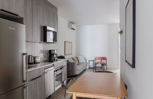 Williamsburg Apartment | Tasteful Williamsburg 2BR w/W/D & A/C, nr McCarren Park, by Blueground
