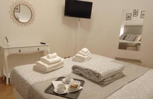 Salario Apartment | TATA'S HOME Villa Borghese