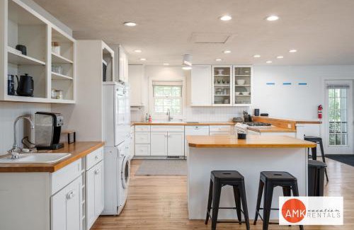 Saugatuck House | Tate House