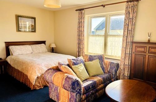 Roundstone Bed & Breakfast | Tatis Bake-Away