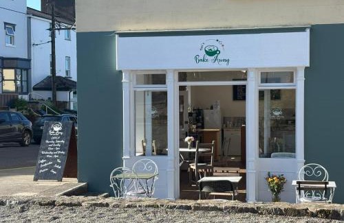 Roundstone Bed & Breakfast | Tatis Bake-Away