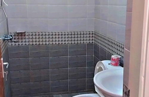 Eldoret Apartment | Tatra suites,located on eldoret kisumu road. Kingsquare apartments. 5min town di