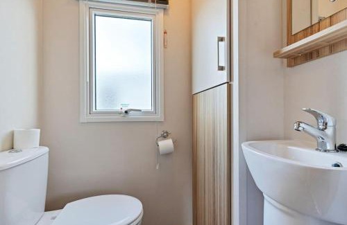 Dogdyke House | Tattershall Lakes: Sally's Superior Stay