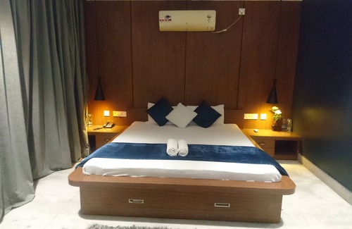 Kolkata Hotel | Tatvam Residency