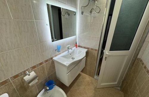 Sarande Apartment | Taulant