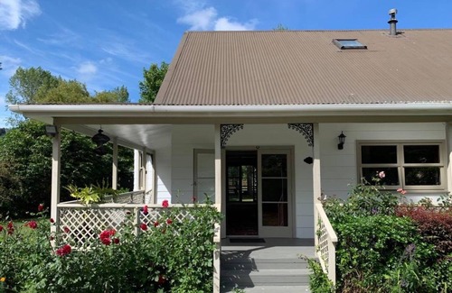 Kinloch House | Taupo Farm-Villa - Whakaipo