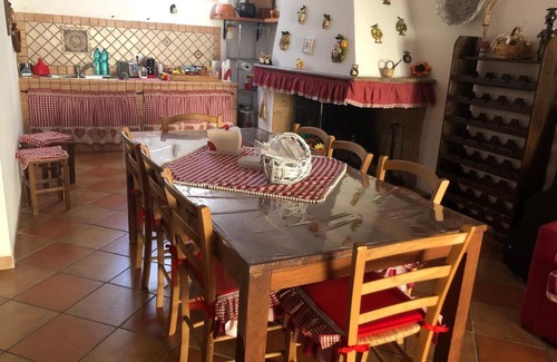 Carbonia Apartment | Tavernetta accogliente