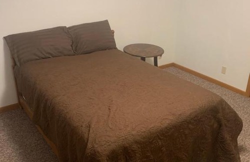 Moundsville Apartment | Taylors