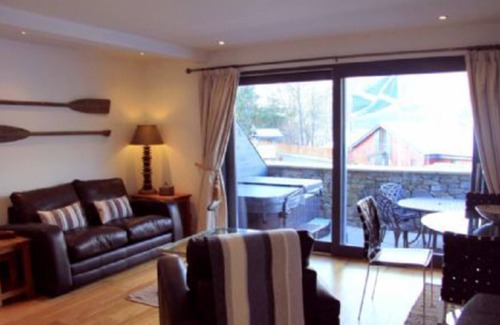 Kenmore Apartment | Taymouth Marina - Ben Hope