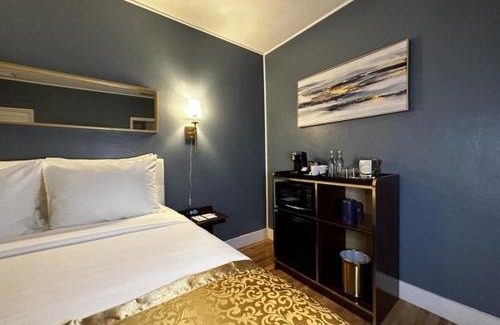 Overtown Hotel | TB Hotel Downtown Miami - Deluxe Queen Room